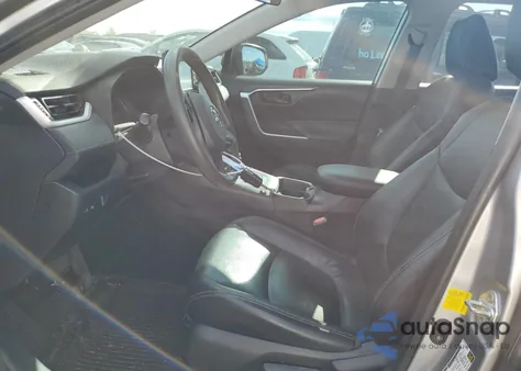 2020 Toyota Rav4 Le z USA, uszkodzony, nr VIN 2T3F1RFV0LC080450